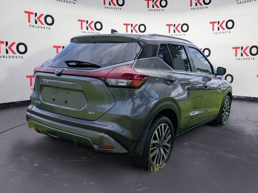 Used 2024 Nissan Kicks SUV