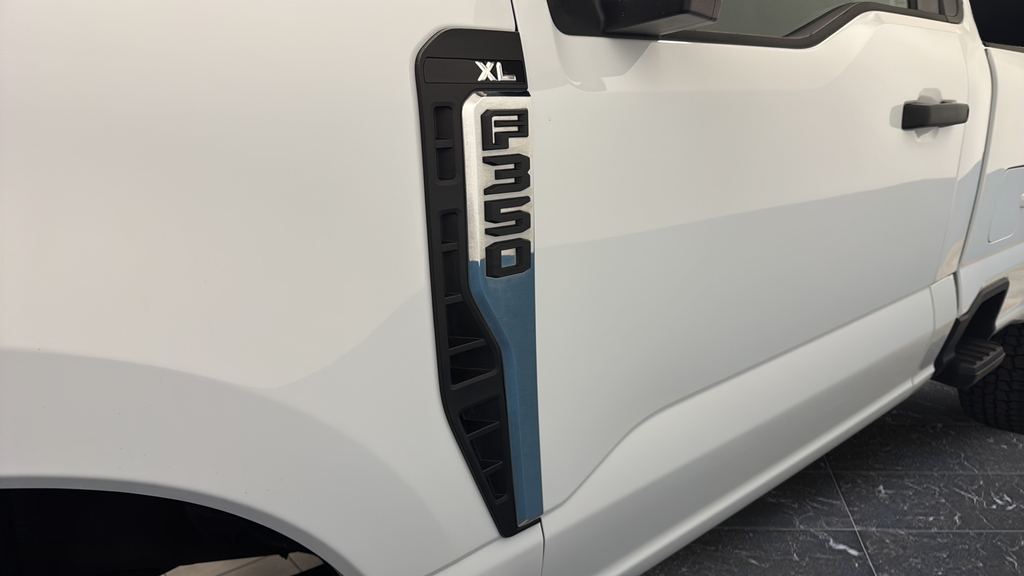 Used 2023 Oxford White Ford XL image 35