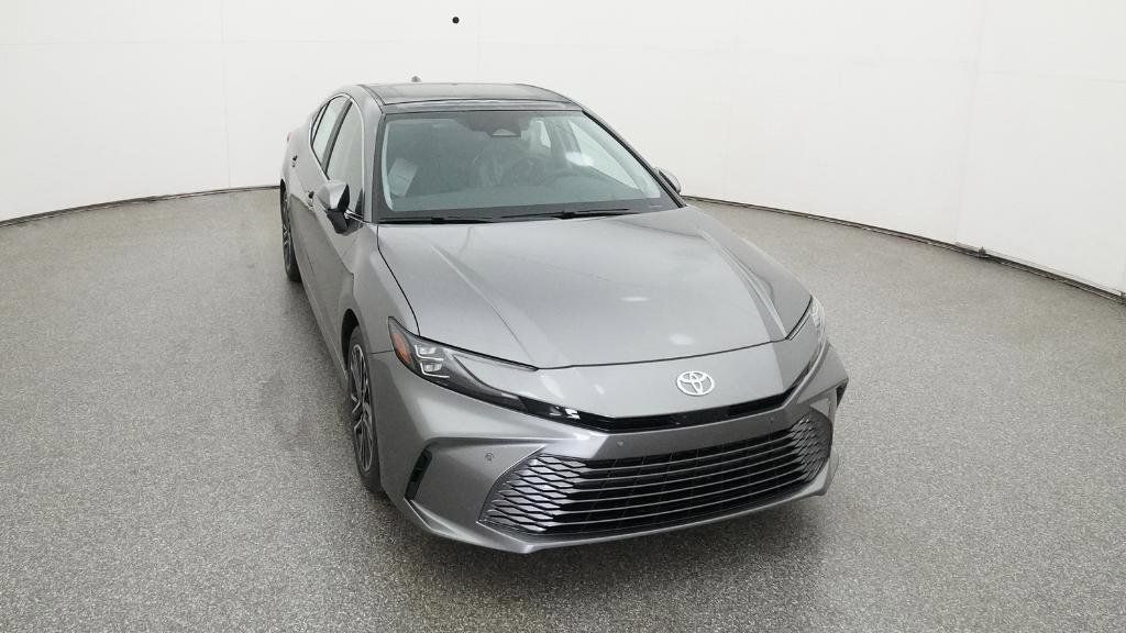 Thumbnail: 2025 Toyota Camry - 18