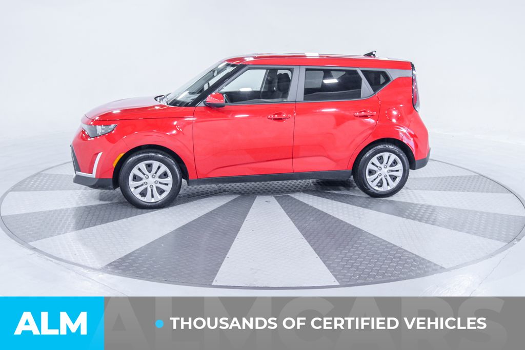 2023 Kia Soul LX photo 4