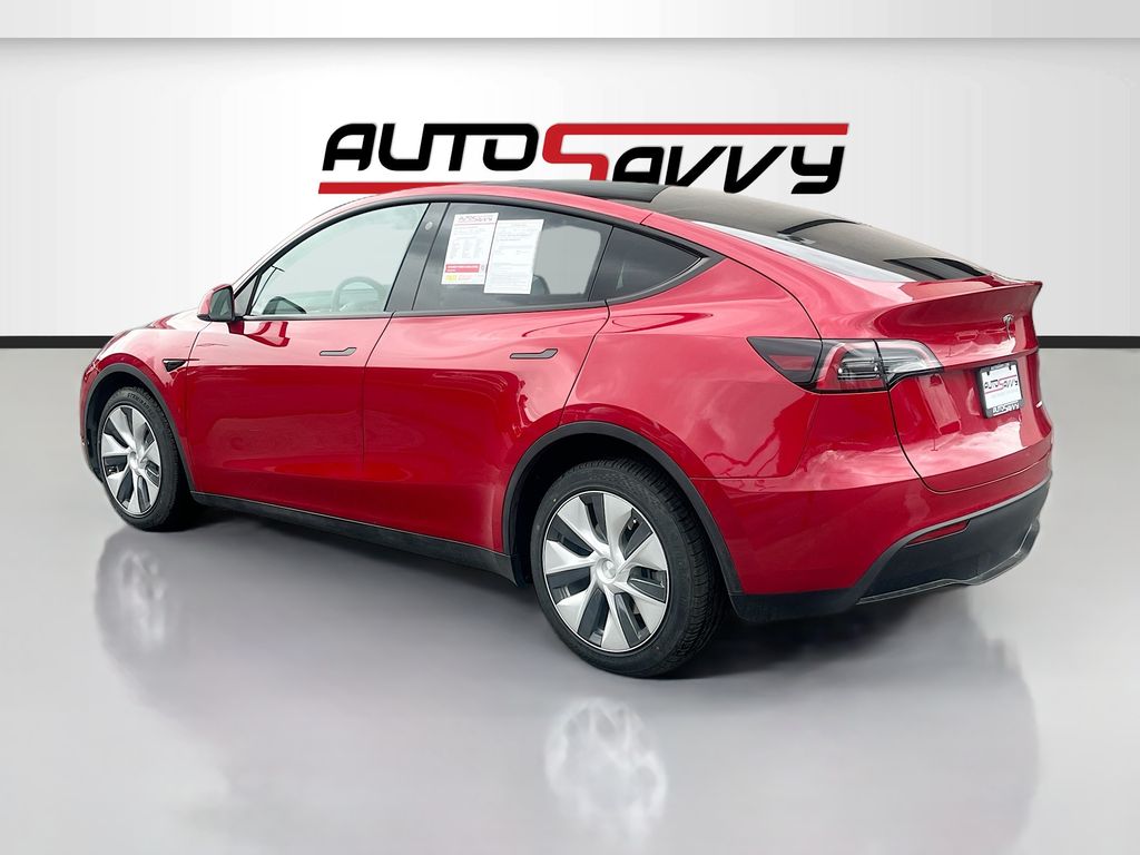 Used 2023 Red Tesla Long Range image 5