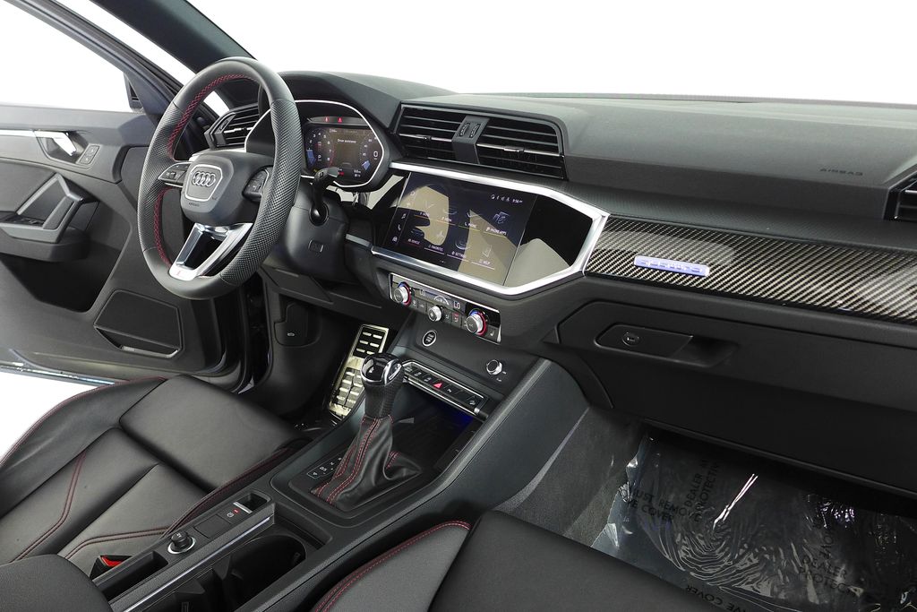 Thumbnail: 2025 Audi Q3 - 13