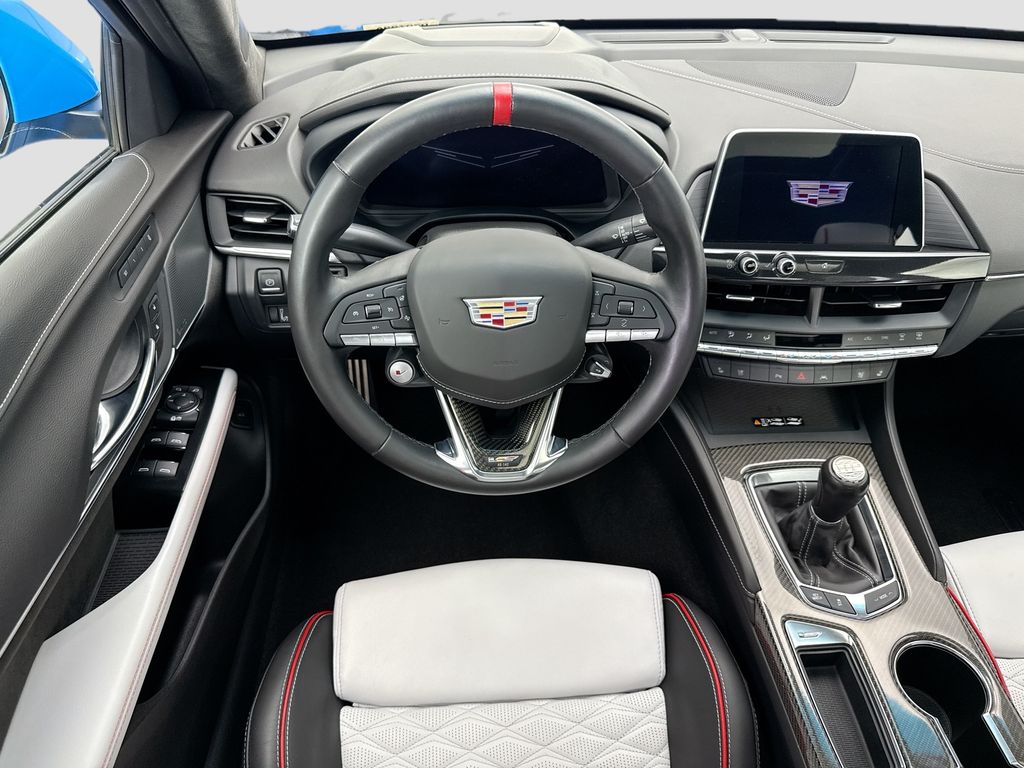 Thumbnail: 2023 Cadillac CT4 - 10