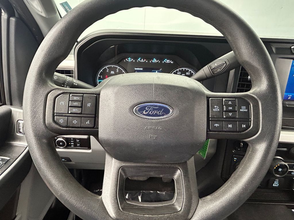 Used 2024 Oxford White Ford XLT image 33
