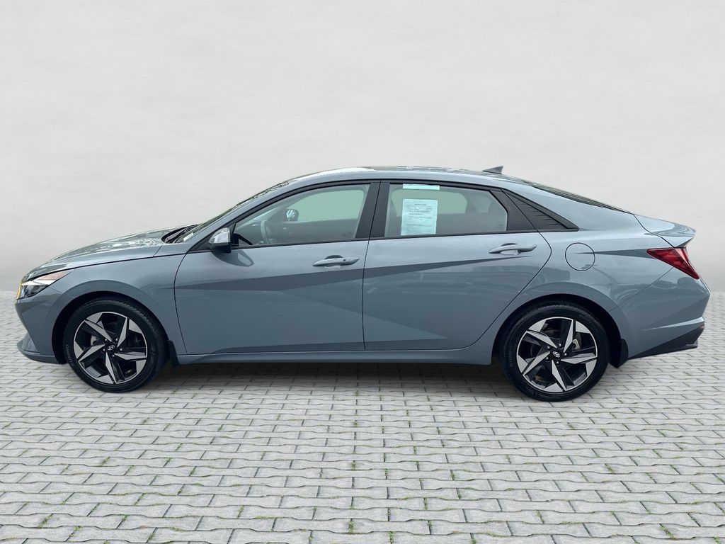 Thumbnail: 2023 Hyundai Elantra - 8