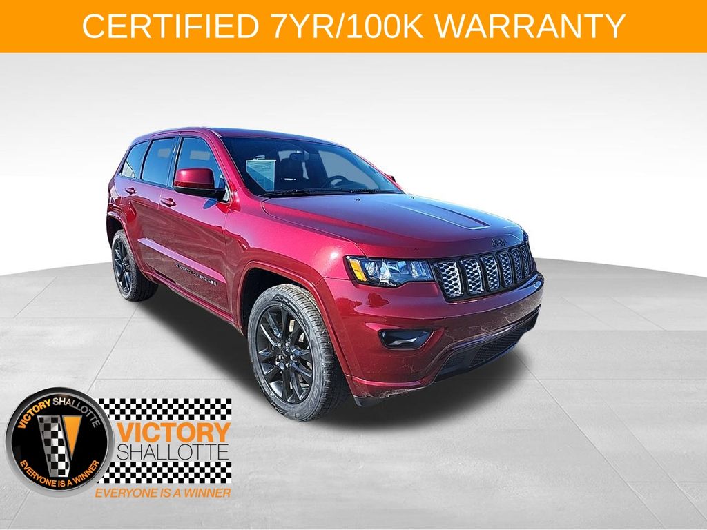 Velvet Red Pearlcoat 2022 Jeep Grand Cherokee WK Laredo X RWD SUV / Crossover 4X2 8-Speed Automatic