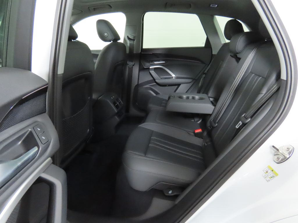 2025 Audi Q5 Premium 24