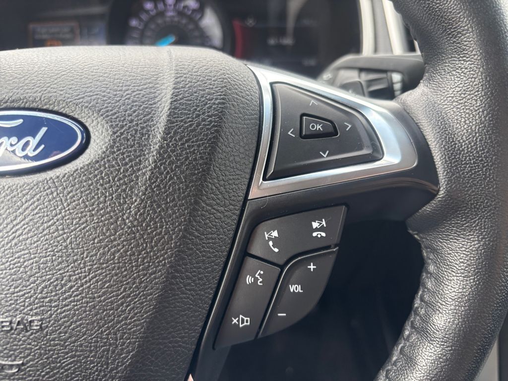 2020 Ford Edge SEL White at Bob Ruth Ford