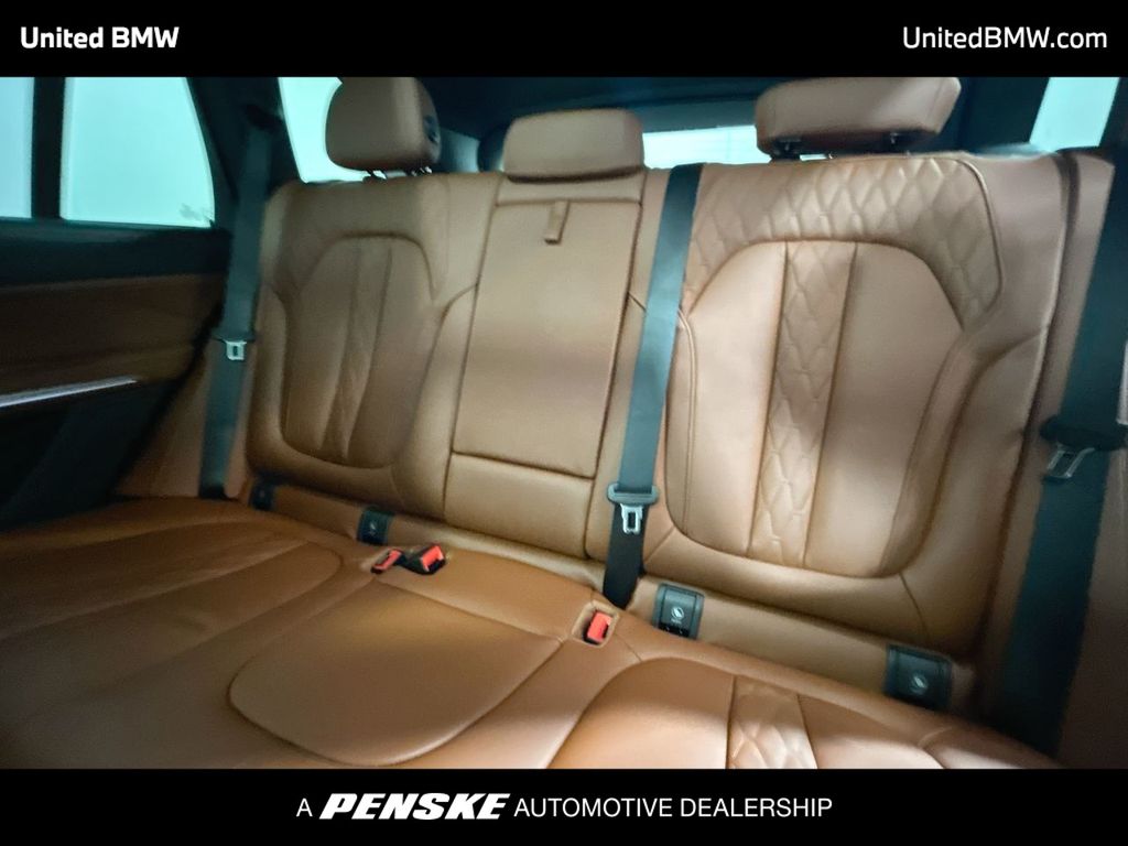 Thumbnail: 2026 BMW X5 - 21