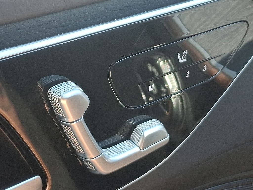 2022 Mercedes-Benz C-Class C 300 27