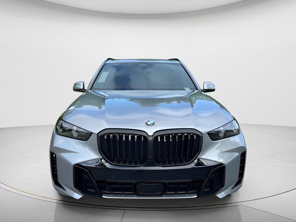 Certified Used 2026 Gray BMW xDrive40i image 2