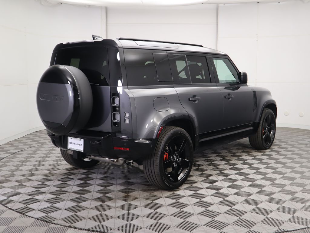 Thumbnail: 2025 Land Rover Defender - 5