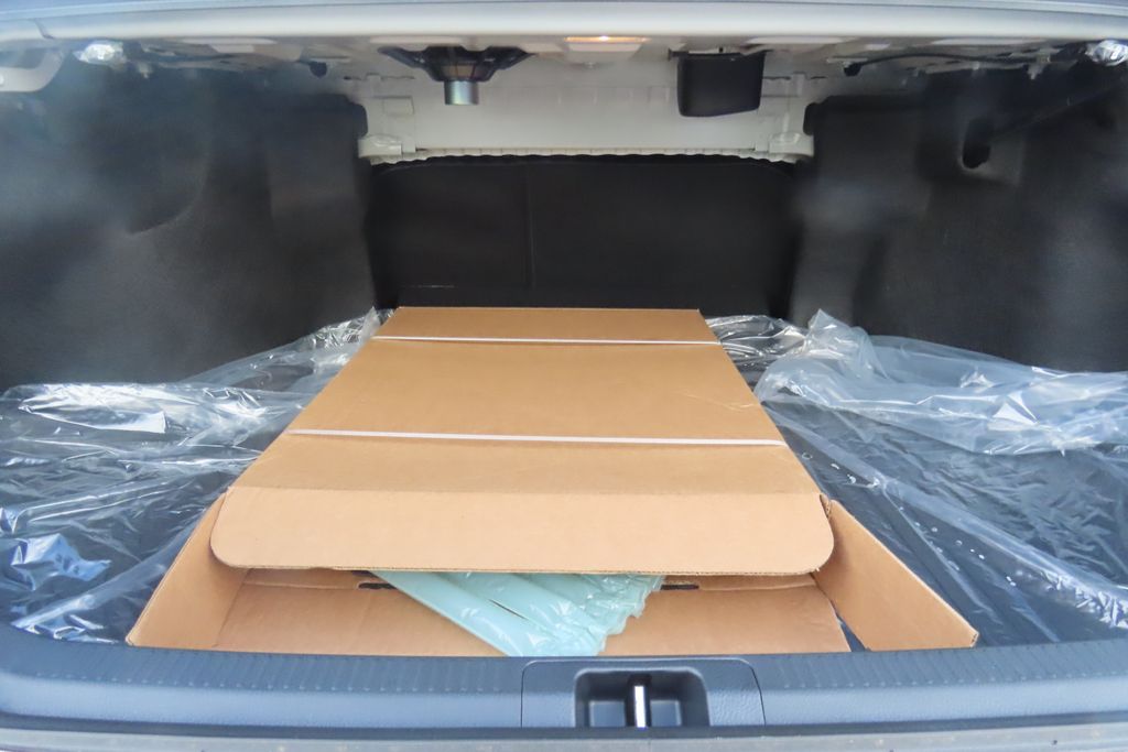 Thumbnail: 2025 Toyota Camry - 27