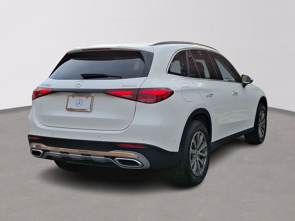 2024 Mercedes-Benz GLC 300 4