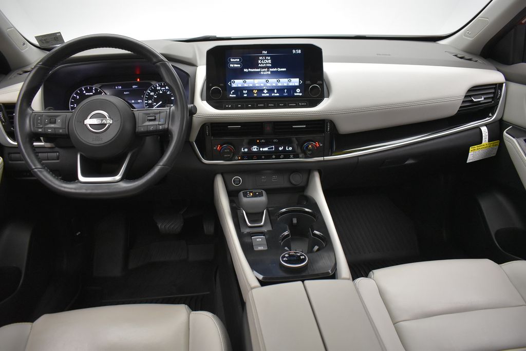 2022 Nissan Rogue SL 28