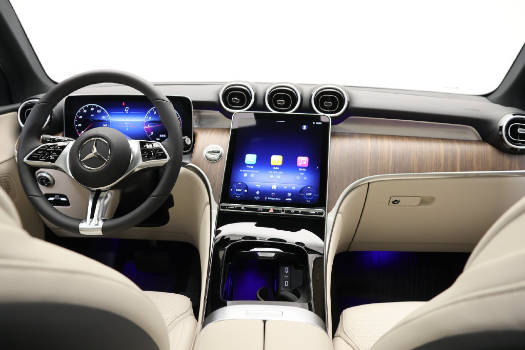 Thumbnail: 2027 Mercedes-Benz GLC - 17