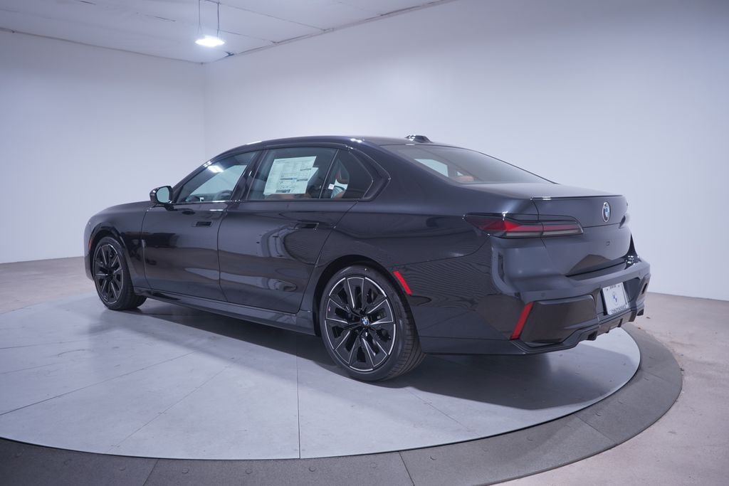 2025 BMW 7 Series 740i 3