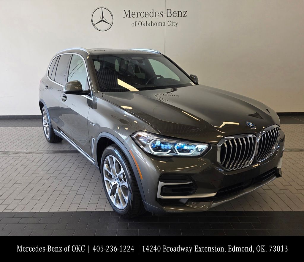 2023 Bmw X5 xDrive45e photo 3