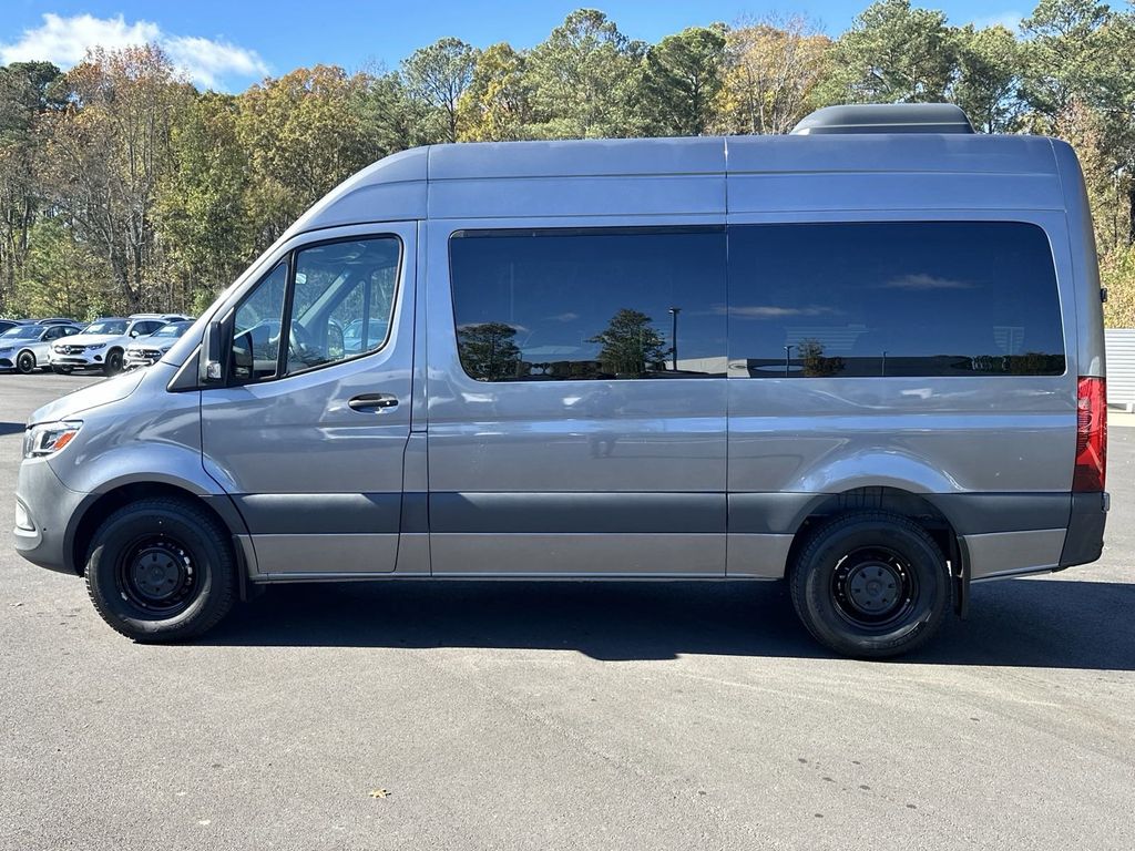 2023 Mercedes-Benz Sprinter 2500 Passenger 144 WB 4