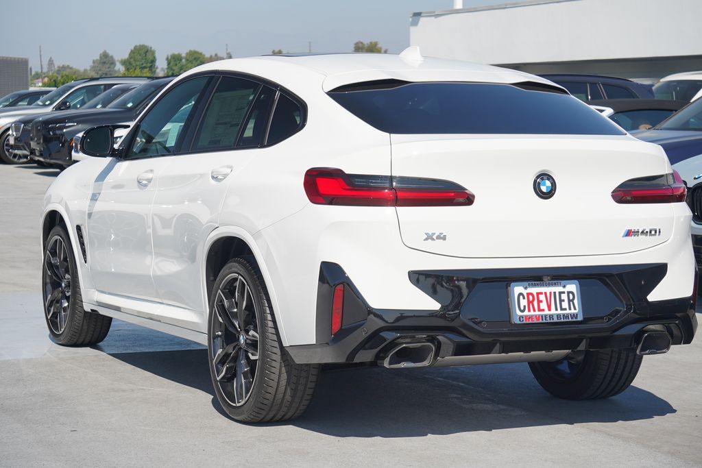 2025 BMW X4 M40i 7