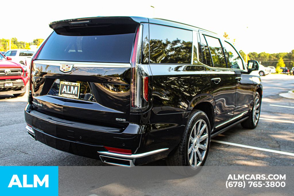2024 Cadillac Escalade Premium Luxury Platinum photo 3
