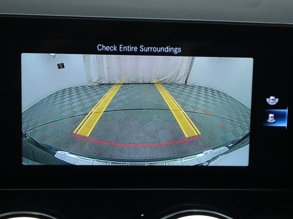 Thumbnail: 2023 Mercedes-Benz GLA - 15