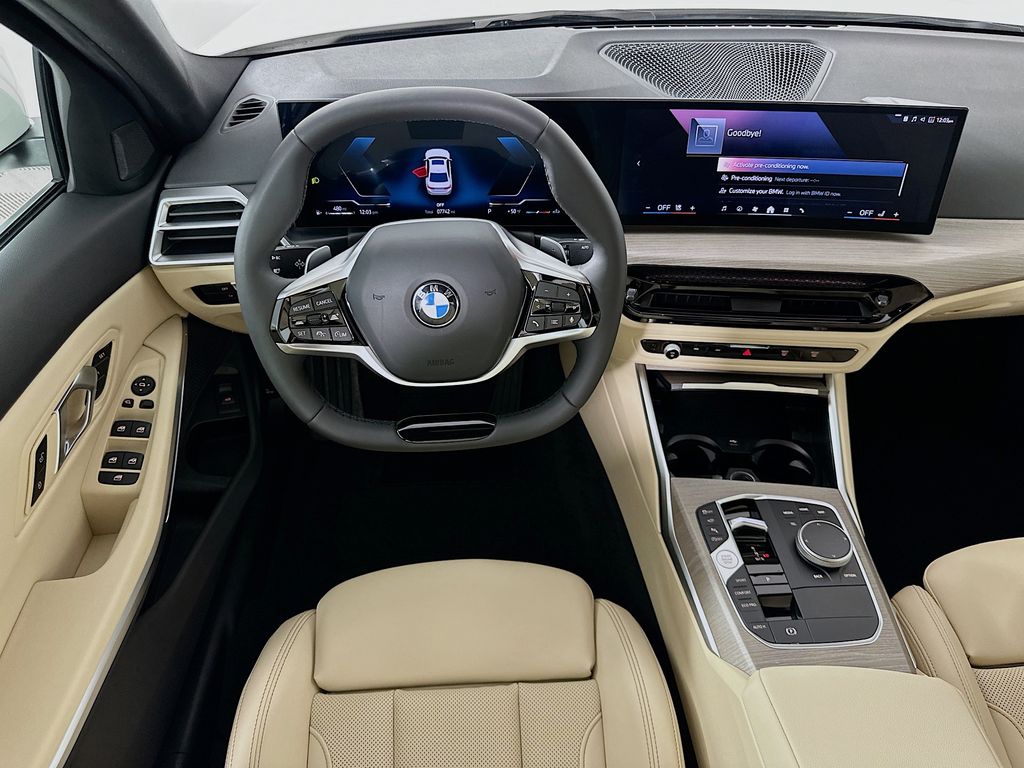 Thumbnail: 2025 BMW 3 Series - 23