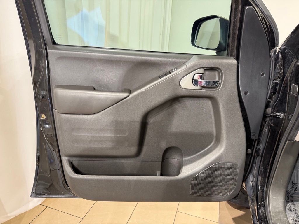 Thumbnail: 2016 Nissan Frontier - 14