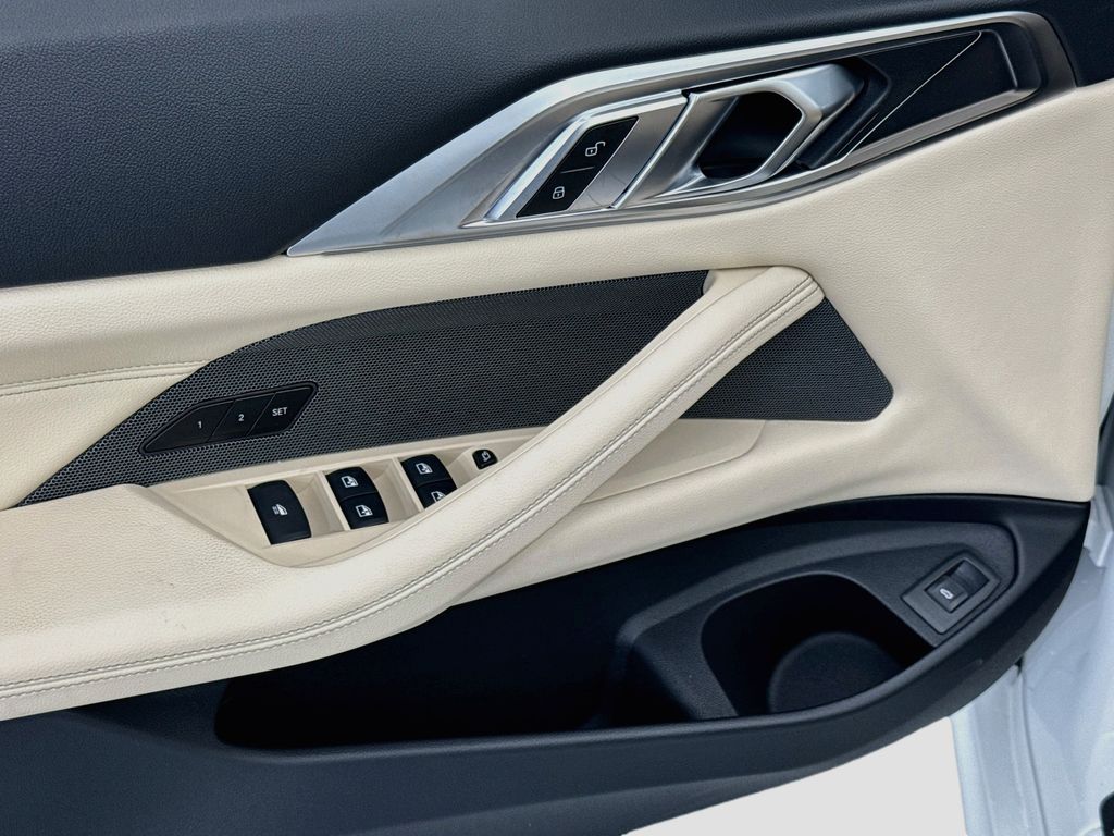 Thumbnail: 2027 BMW 4 Series - 29