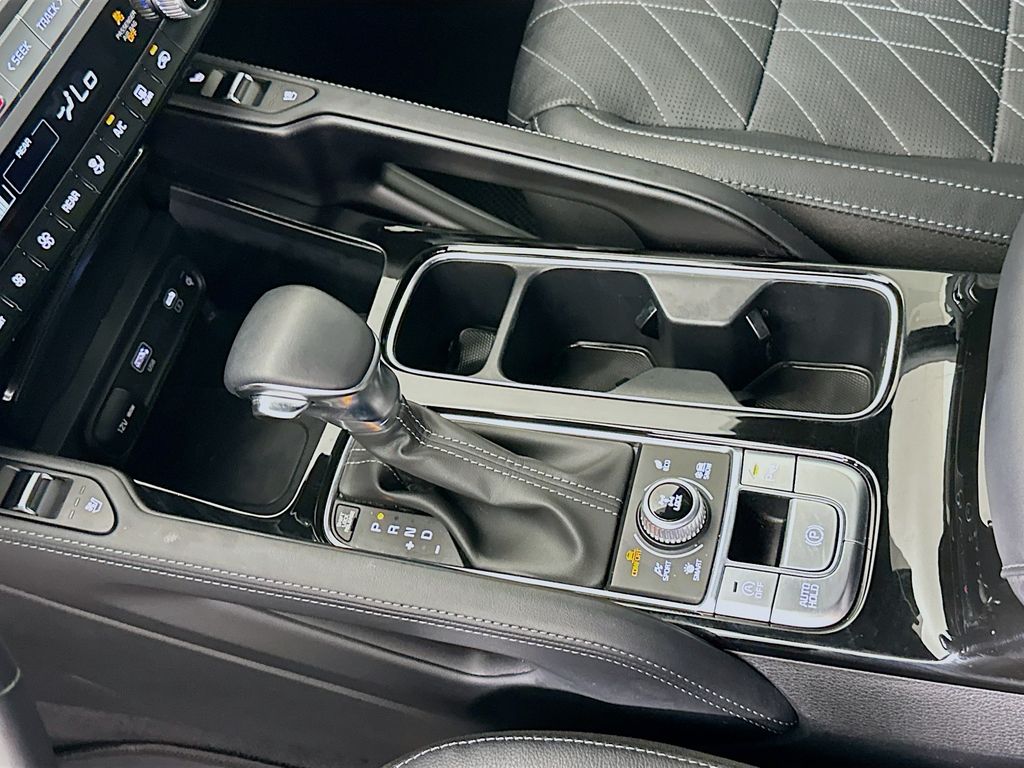 Thumbnail: 2024 Kia Telluride - 17