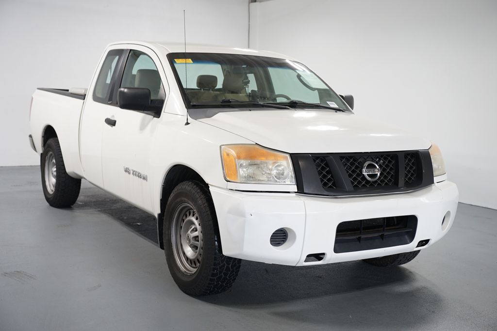 Thumbnail: 2009 Nissan Titan - 3