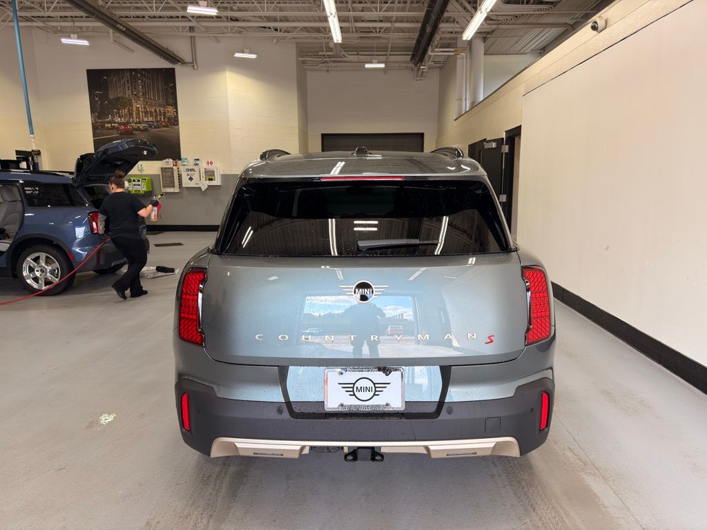 Thumbnail: 2025 MINI Cooper Countryman - 4