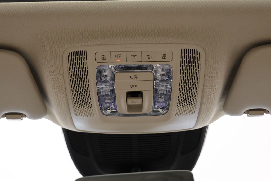 Thumbnail: 2026 Mercedes-Benz GLE - 16