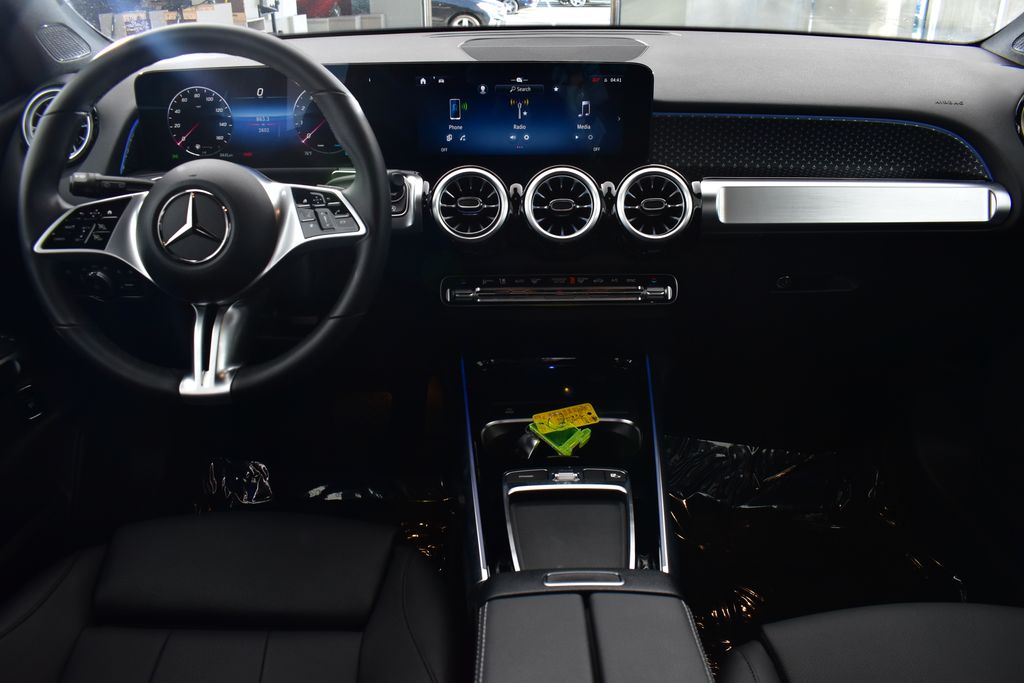 Thumbnail: 2025 Mercedes-Benz GLB - 26