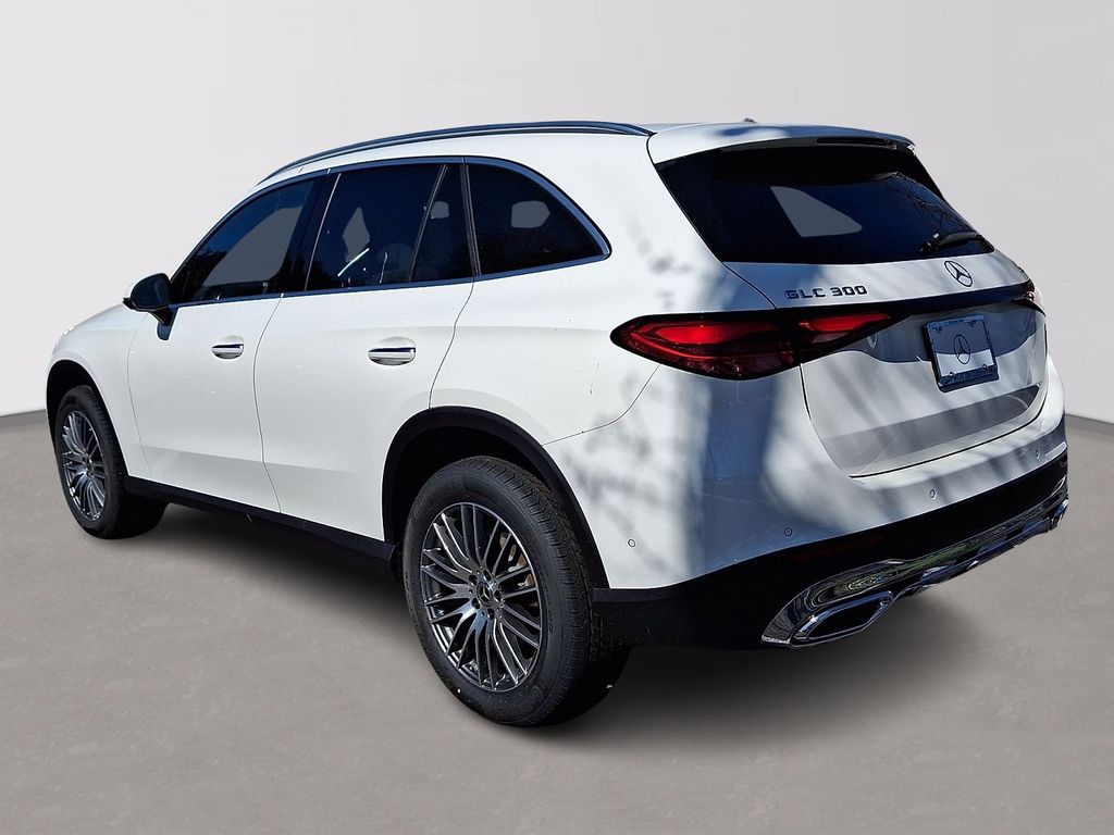 Thumbnail: 2026 Mercedes-Benz GLC - 4