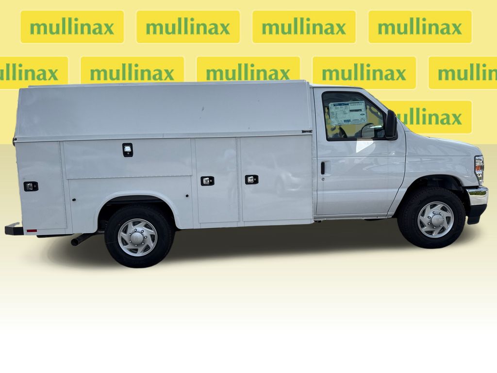 New 2026 White Ford Base image 15