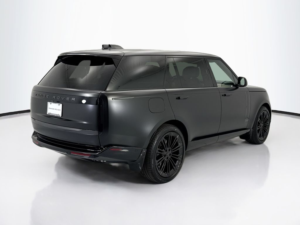 Thumbnail: 2026 Land Rover Range Rover - 5