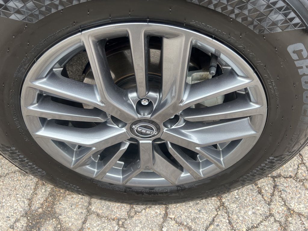 2023 Nissan Rogue S photo