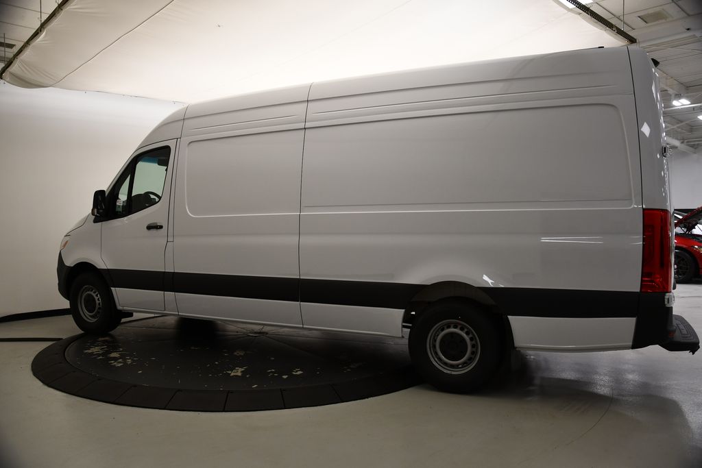 2025 Mercedes-Benz Sprinter 2500 7