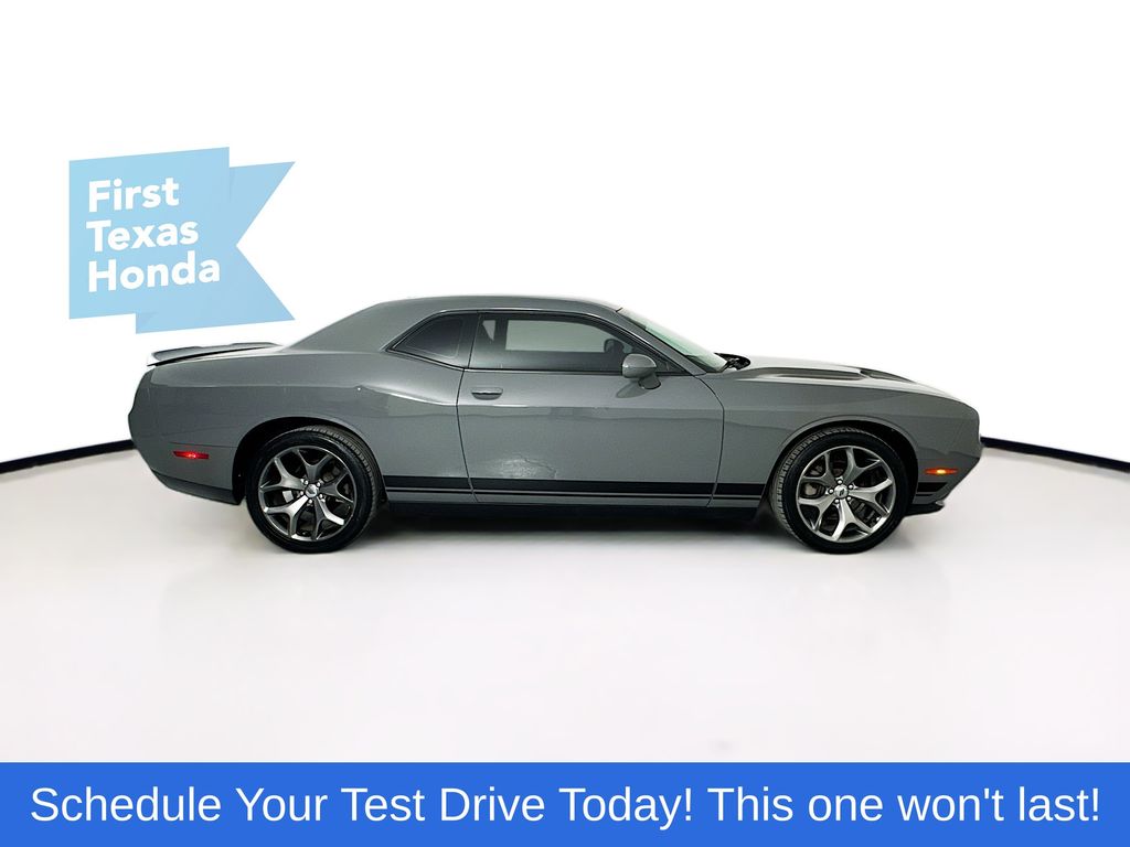 Used Car 2017 Dodge Challenger  Sxt For Sale Under $20,000 In Austin, Texas