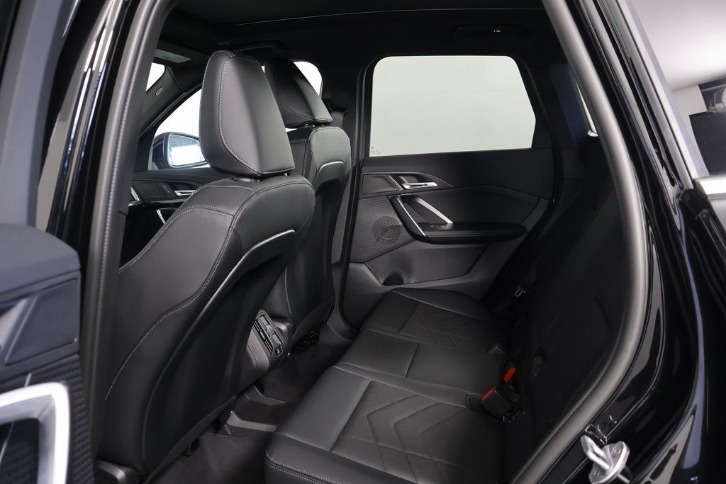 Thumbnail: 2026 BMW X1 - 6