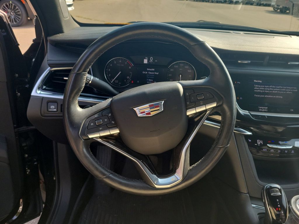 2022 Cadillac XT6 Premium Luxury 11