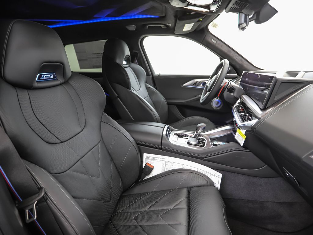 Thumbnail: 2026 BMW XM - 32