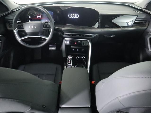 Thumbnail: 2025 Audi Q5 - 14