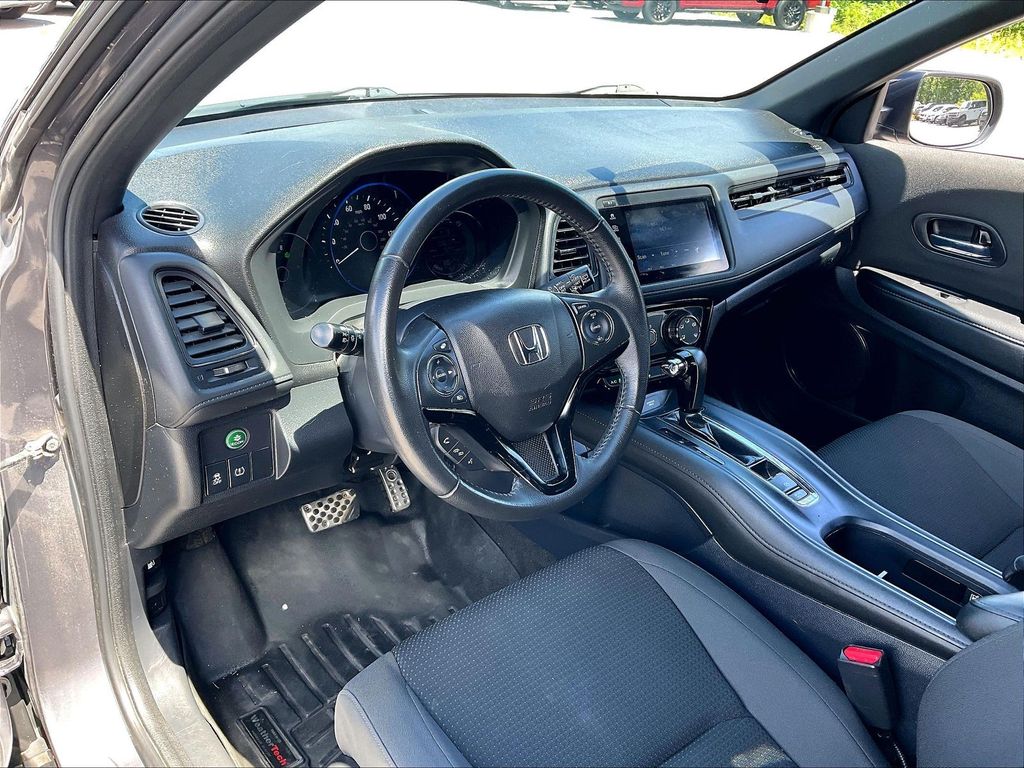 2021 Honda HR-V — photo 8