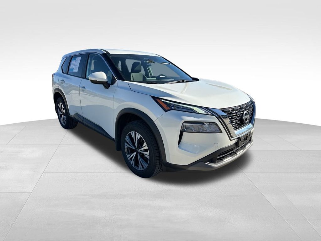 2022 Nissan Rogue SV 2