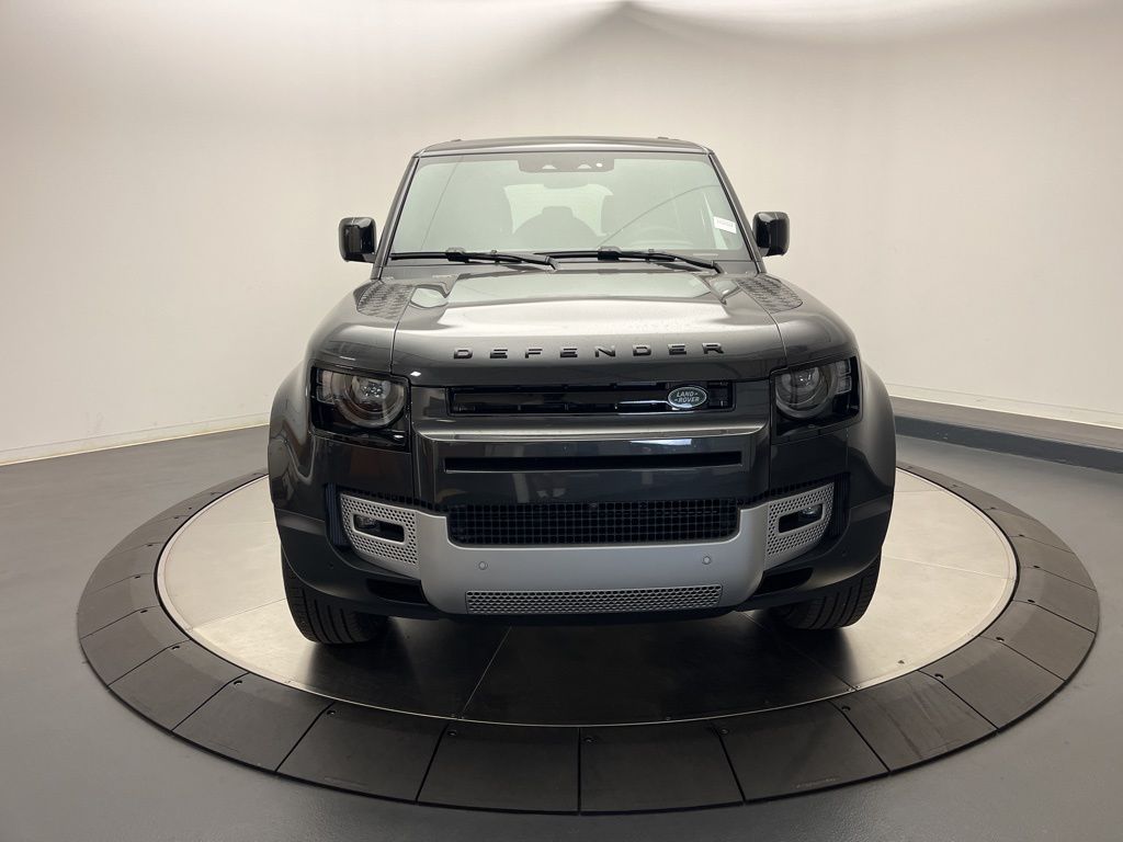 Thumbnail: 2025 Land Rover Defender - 7