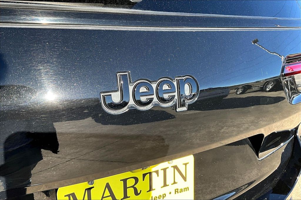 2024 Jeep Grand Cherokee L Altitude X Black at Traditions Chevrolet