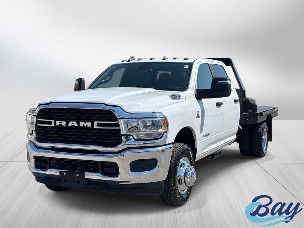 2024 RAM 3500 Chassis SLT Crew Cab LB DRW 4WD