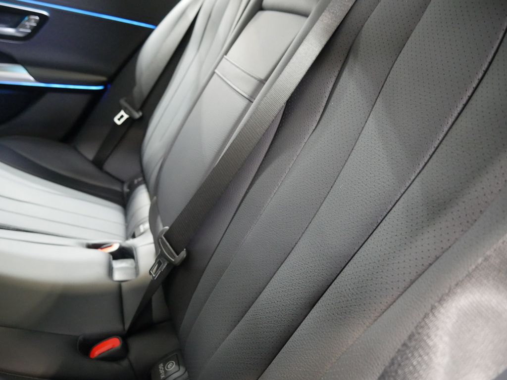 Thumbnail: 2026 Mercedes-Benz E-Class - 23